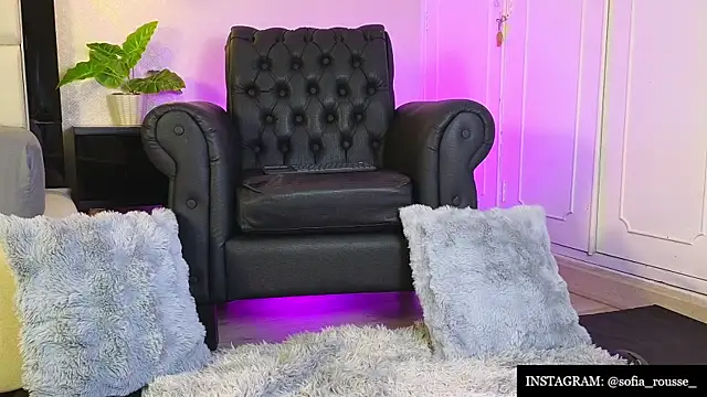 sofia_rousse_'s Live XXX Chat