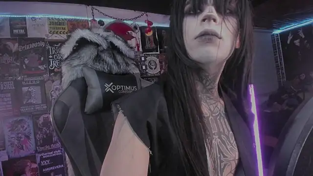 rotten_dreams Adlı Modelin Web Kamerası Şovu