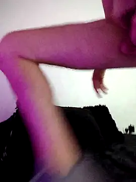 7_Saturno_7 Show in webcam