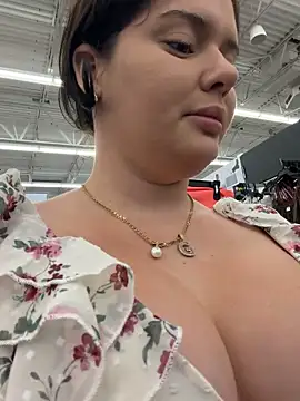 mangolini_parrocini Chat XXX live