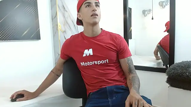 GoldenDesireX_ live XXX chat