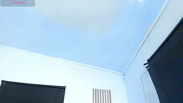 Show modela kimmygray10 na web-kameri