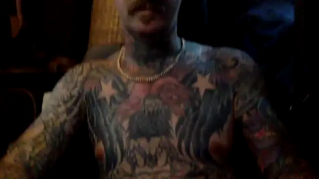 Chat XXX en directo de motorboater69