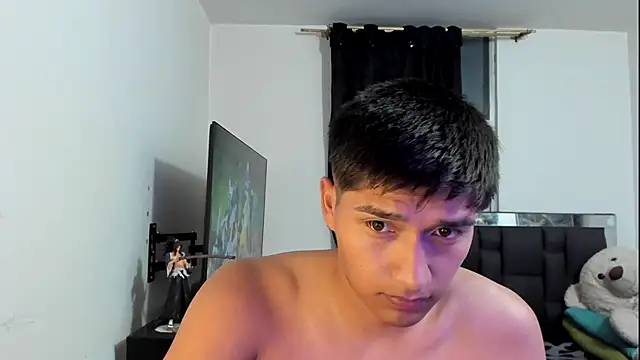 mateo-Esposito: διαδικτυακό σόου στην κάμερα