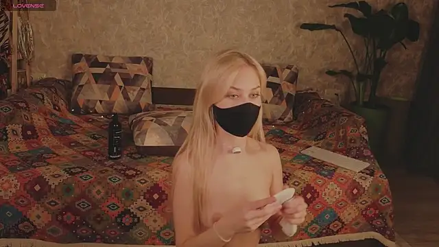 EternalOphelia Chat XXX in diretta