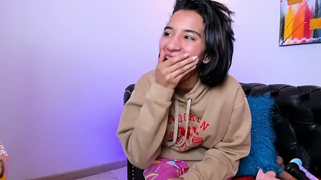 Chat XXX en directo de Emily_bruss