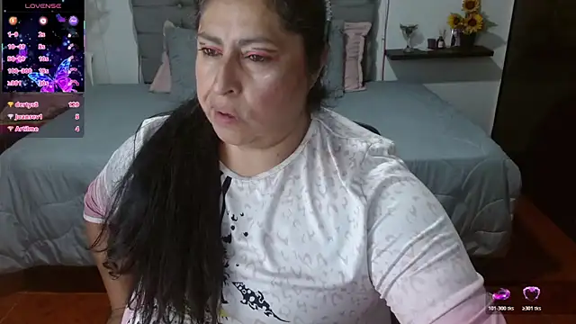 Chat +18 de Keyla01_ ao vivo