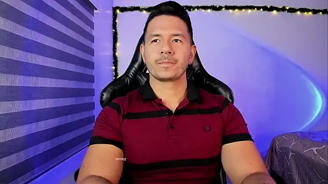 ransojのライブXXXチャット