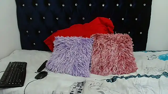 DirtySweetlola32's Live XXX Chat