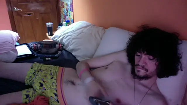 Teddy4420 即時 XXX 聊天