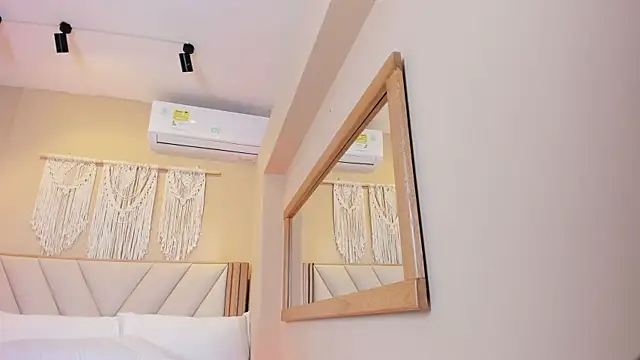 Živý XXX chat NahimiThompson