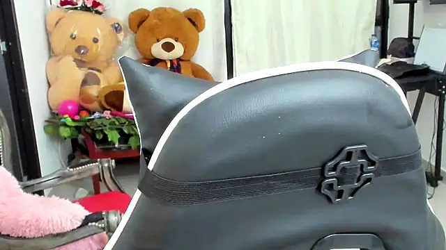 __Emma__11__Lecat_ Chat XXX in diretta