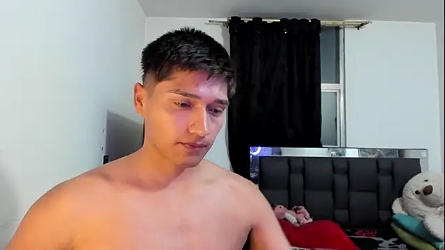 mateo-Esposito webkamerás műsora