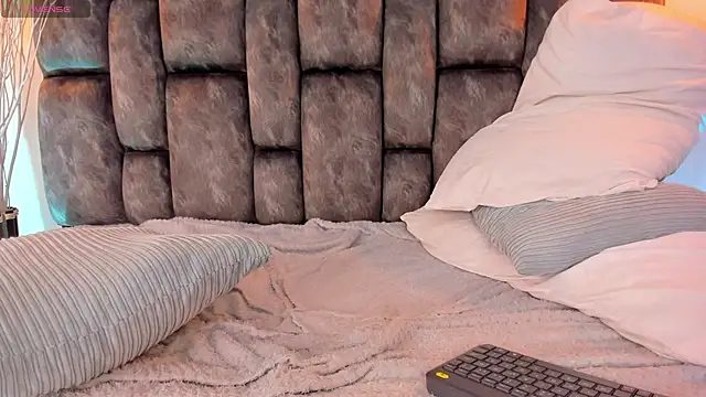 alessadoll Adlı Modelin Canlı XXX Sohbeti