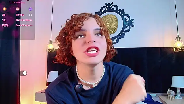 Skyee_angel Chat XXX in diretta