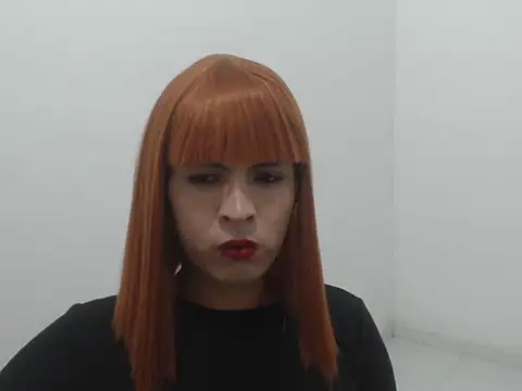 estefania224 webcam show