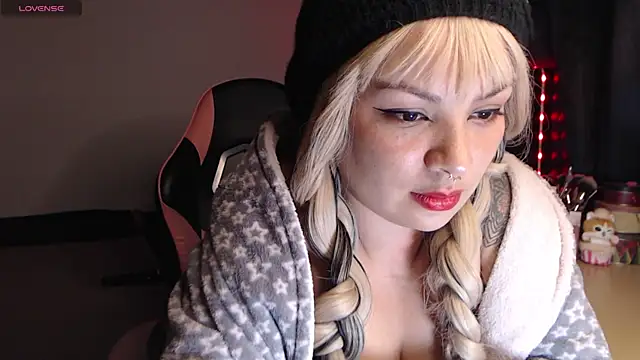 Theprojectsaraa's Live XXX Chat