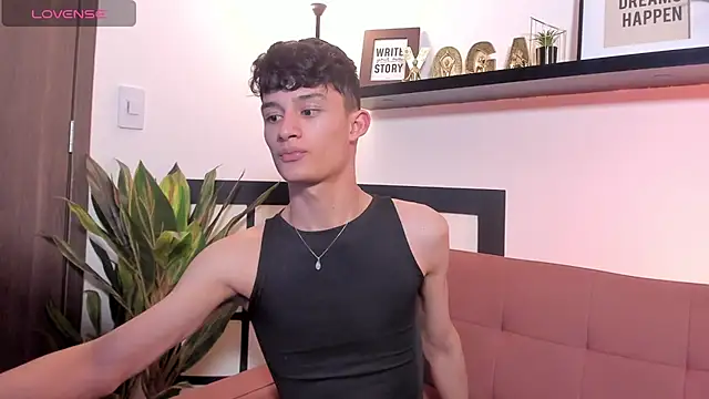 Patrick_Howland_ Adlı Modelin Canlı XXX Sohbeti