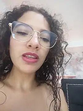 Angelique_Angellのウェブカメラショー