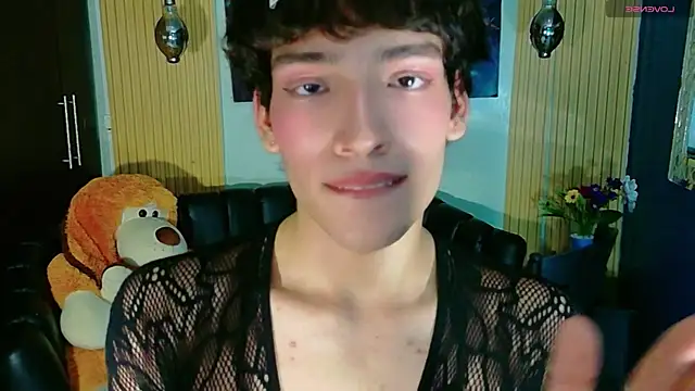 AlecciaNova's Webcam Show