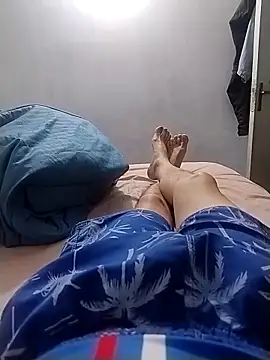 engineer_1980 Show in webcam