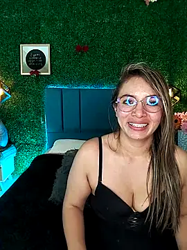 Kiaraa88 Chat XXX live