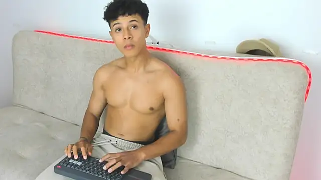 _Alex_Colton Adlı Modelin Web Kamerası Şovu