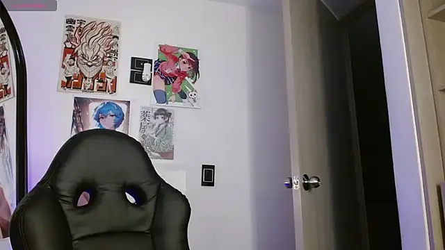 دردشة CelesteAyase الجنسية المباشرة