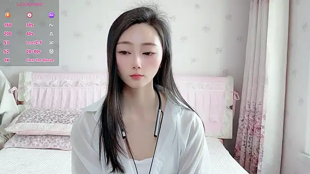 anjila888 Adlı Modelin Web Kamerası Şovu