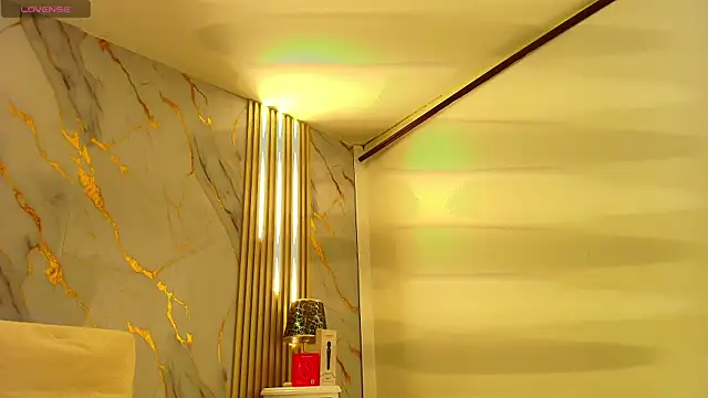 دردشة Tiifany_Baker الجنسية المباشرة