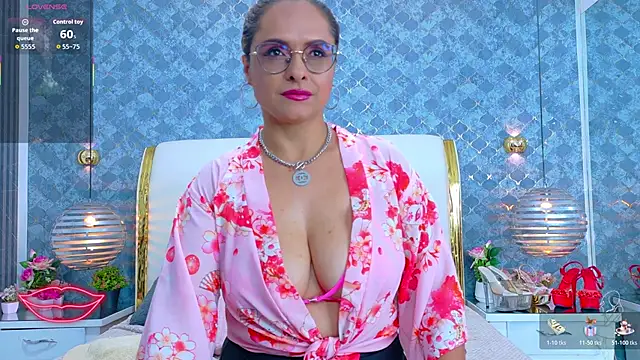 MarilynVega1のライブXXXチャット