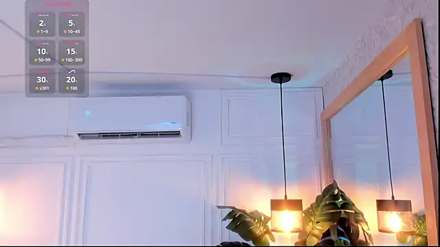 Nicole_Whittee Live XXX-Chat