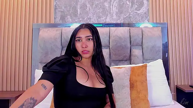 Sulay_Kim's Live XXX Chat