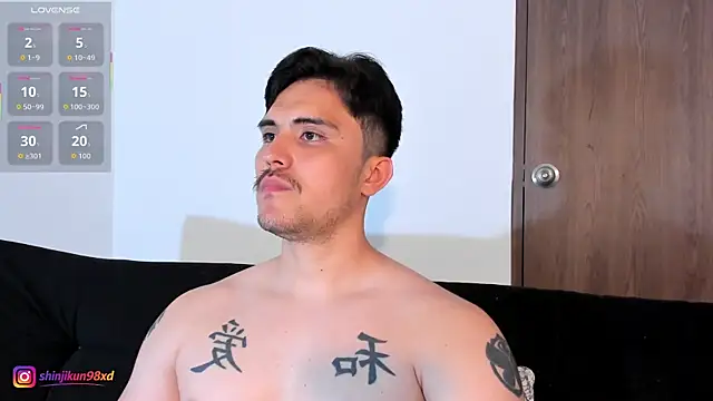 jasonxd9898 Adlı Modelin Canlı XXX Sohbeti