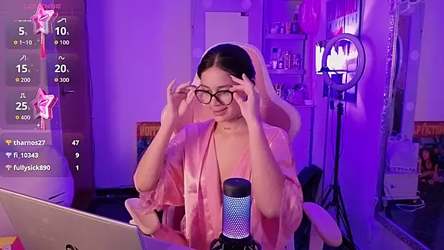 Oliviasims' Live XXX Chat