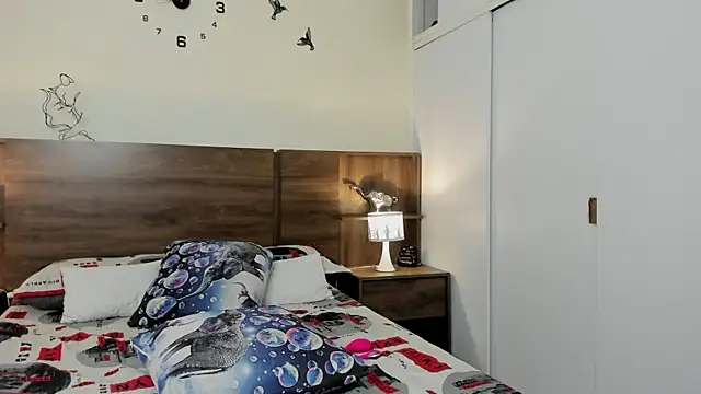 taylorlivee 现场XXX聊天