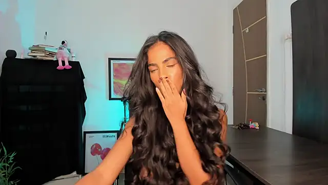 Chatroom XXX en direct de camille-rose