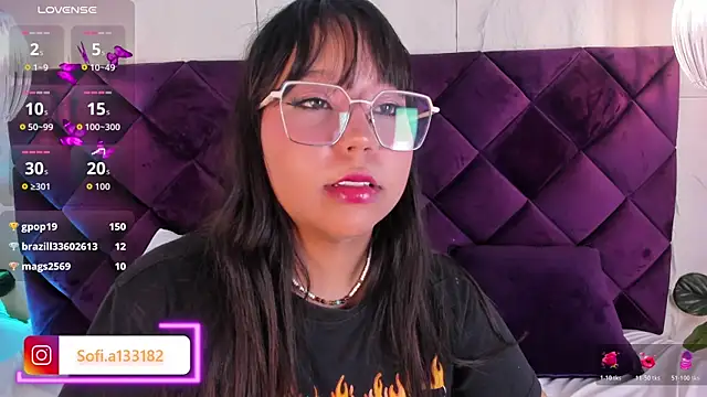 Chat +18 de SofiAdanss ao vivo