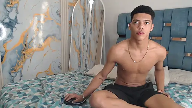 عرض كام PRETTY_FEM