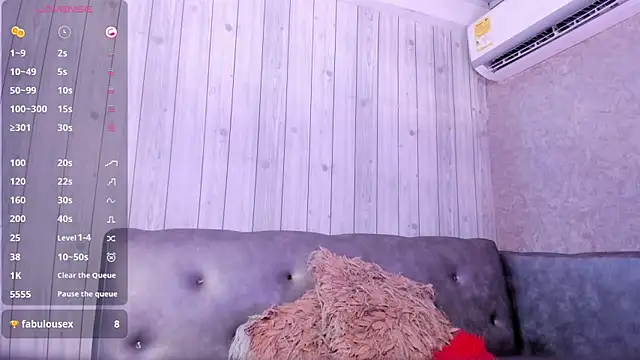 scarlettqueenx's Webcam Show