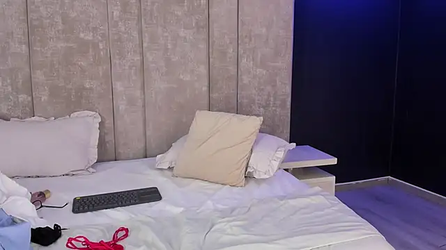 KarlaBlossom Chat XXX live