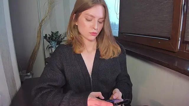 แชท XXX สดของ MollyRufous