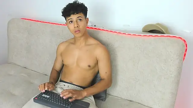 _Alex_Colton 现场XXX聊天