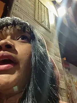 XXX chat uživo modela Saraa_M