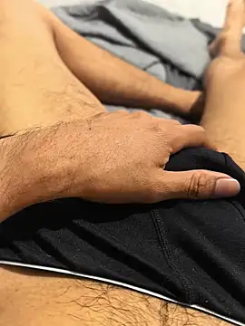 Pertunjukan Kamera Web Yucsingl1