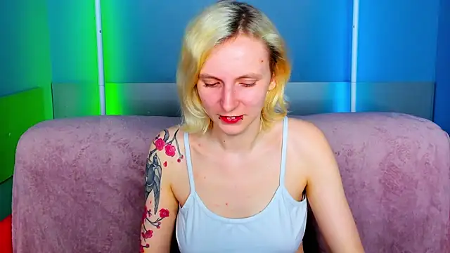 LikiLips live XXX chat