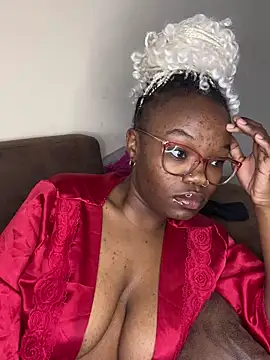 YummyMelanin117 웹캠 쇼