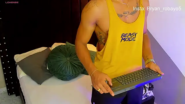 Bryan_robayo5 Show Webcam