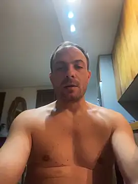 Adventurehotmanのウェブカメラショー