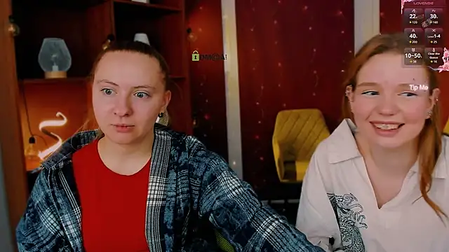 mila_glow1's Live XXX Chat